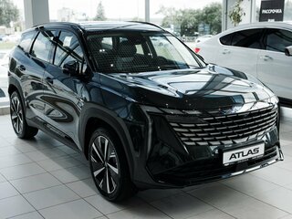 2026 Geely Atlas II, зелёный, 4119990 рублей, вид 3