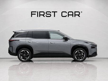 2026 Toyota bZ3X 58.3 kWh, серый, 2635000 рублей, вид 5