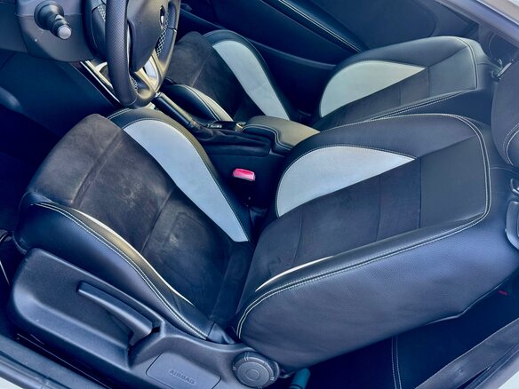 2012 Renault Megane RS III, белый, 1650000 рублей - вид 16