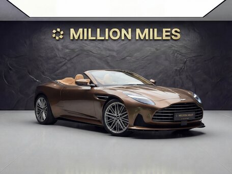 Aston Martin DB12