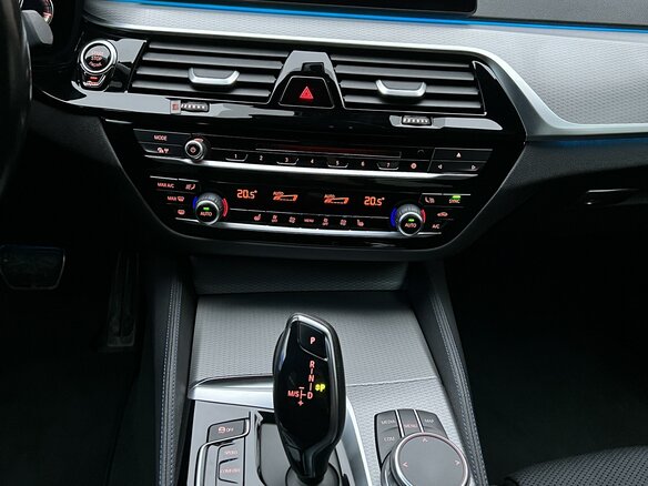 2018 BMW 5 серии 530i xDrive VII (G30/G31/G38), серый - вид 8