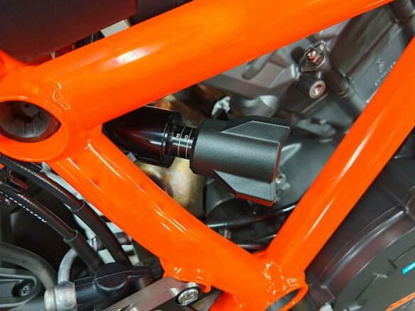 2021 KTM 1290 Super Duke R, серебристый, 1490000 рублей - вид 27