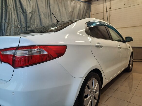 2014 Kia Rio III, белый, 990000 рублей - вид 1