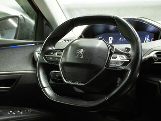 2018 Peugeot 3008 II, красный, 1649000 рублей, вид 5