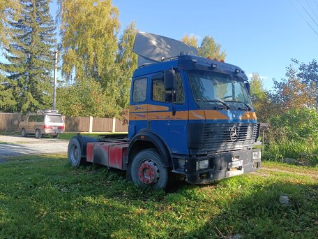 1990 Mercedes-Benz SK, синий, 330000 рублей, вид 4