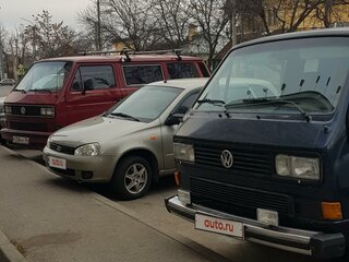 1988 Volkswagen Multivan 4-speed T3, красный, 2500000 рублей, вид 2