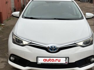 2016 Toyota Auris II Рестайлинг, белый, 1950000 рублей, вид 2