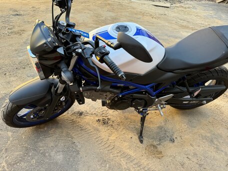 2019 Suzuki SV 650, белый, 700000 рублей, вид 3