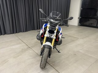 2025 BMW R 1300 R, белый, 2700000 рублей, вид 3
