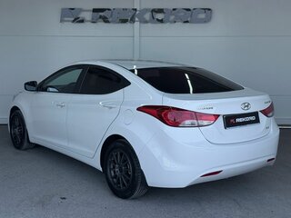 2013 Hyundai Elantra V (MD), белый, 1089000 рублей, вид 2