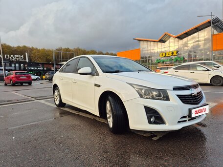 2013 Chevrolet Cruze I Рестайлинг, белый, 460000 рублей, вид 2