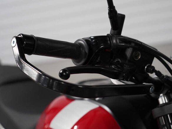 2018 Yamaha XSR900, красный - вид 6