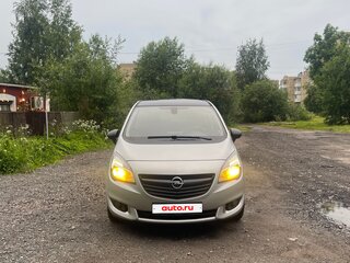 2014 Opel Meriva B Рестайлинг, серебристый, 800000 рублей, вид 2