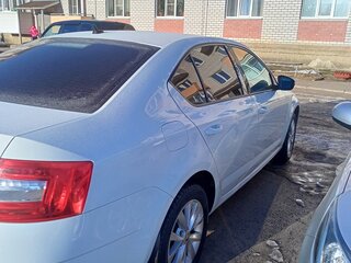 2018 Skoda Octavia III (A7) Рестайлинг, белый, 1960000 рублей, вид 4