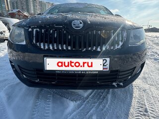 2014 Skoda Octavia III (A7), чёрный, 935000 рублей, вид 4