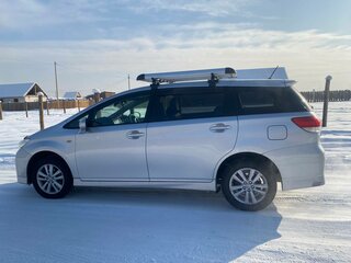2010 Toyota Wish II, серебристый, 1400000 рублей, вид 4
