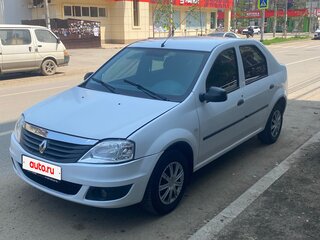 2010 Renault Logan I Рестайлинг, белый, 350000 рублей, вид 1