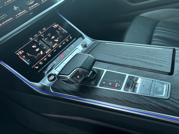 2020 Audi A6 45 TFSI V (C8), белый, 4100000 рублей - вид 9