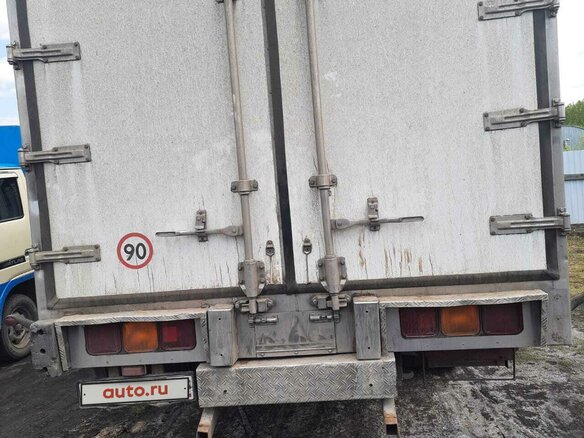 1999 Isuzu Forward (F-Series), серый, 2500000 рублей - вид 7