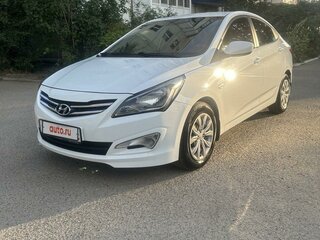 2014 Hyundai Solaris I Рестайлинг, белый, 1350000 рублей, вид 1