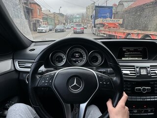 2013 Mercedes-Benz E-Класс 200 IV (W212, S212, C207) Рестайлинг, чёрный, 2100000 рублей, вид 5