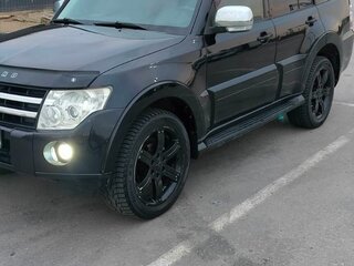 2011 Mitsubishi Pajero IV, чёрный, 1700000 рублей, вид 1