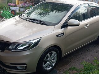 2015 Kia Rio III Рестайлинг, бежевый, 1230000 рублей, вид 1