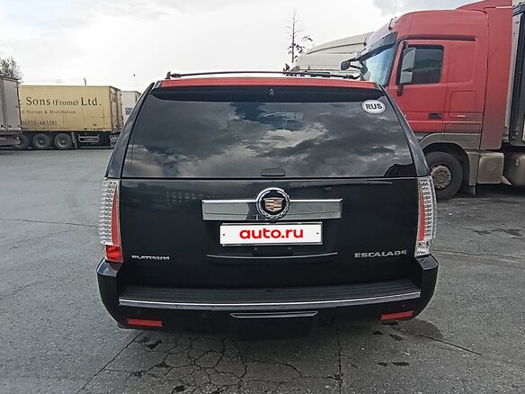 2013 Cadillac Escalade III, чёрный, 2400000 рублей - вид 4