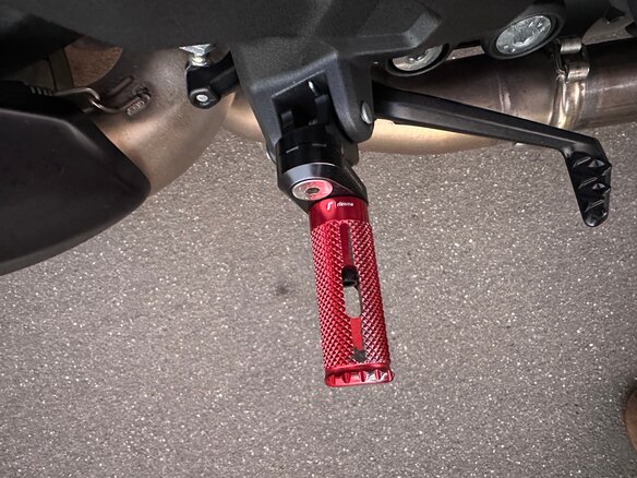 2021 Ducati Monster 937, чёрный - вид 10