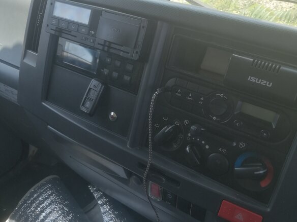 2017 Isuzu Elf (N-series), белый, 3000000 рублей - вид 5