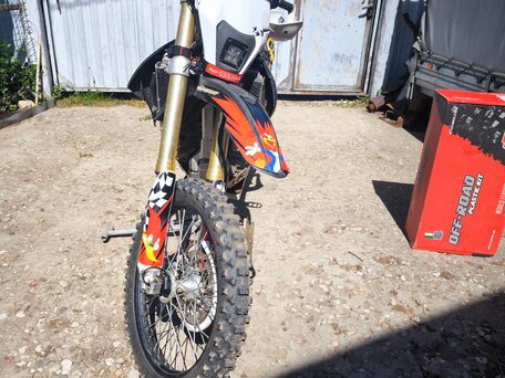 2014 Stels 450 Enduro, чёрный, 250000 рублей, вид 1