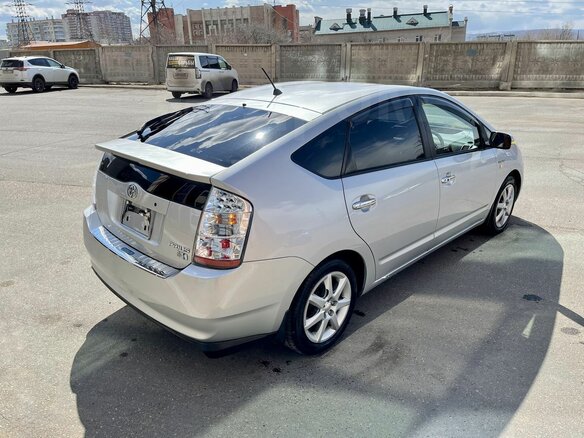 2007 Toyota Prius II Рестайлинг (XW20), серый, 1199900 рублей - вид 17