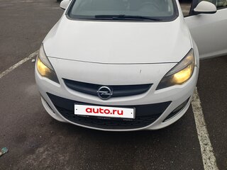 2013 Opel Astra J Рестайлинг, белый, 590000 рублей, вид 1