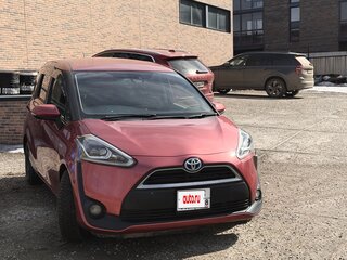 2016 Toyota Sienta II, красный, 1300000 рублей, вид 2