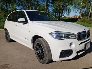 2017 BMW X5 35d III (F15), белый, 3450000 рублей, вид 1