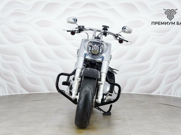2018 Harley-Davidson Fat Boy, чёрный, 1779000 рублей - вид 3