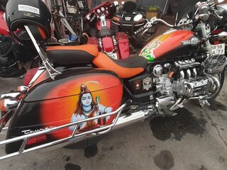 1999 Honda Valkyrie 1500, красный, 750000 рублей, вид 5