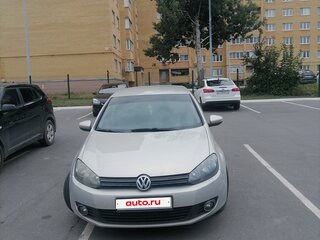 2011 Volkswagen Golf VI, серебристый, 800000 рублей, вид 1