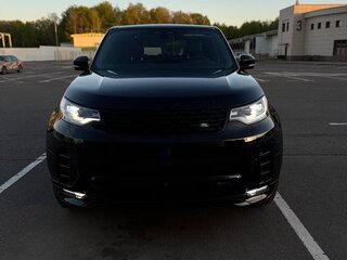 2023 Land Rover Discovery P300 V Рестайлинг, чёрный, 4612535 рублей, вид 5
