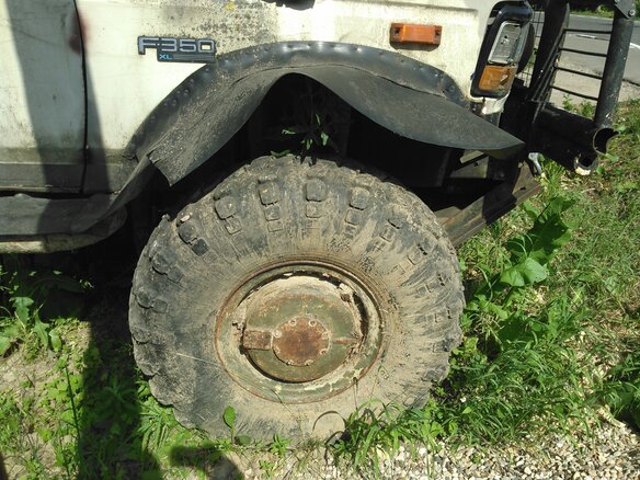 1995 Ford F-250, бежевый, 830000 рублей - вид 5