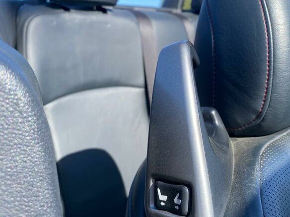 2011 Lexus IS 250C II Рестайлинг 2, белый, 1700000 рублей - вид 17