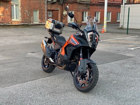 2022 KTM 1290 Super Adventure S, оранжевый, 1749000 рублей, вид 3