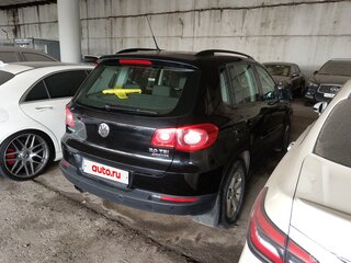 2011 Volkswagen Tiguan I, чёрный, 850852 рублей, вид 4