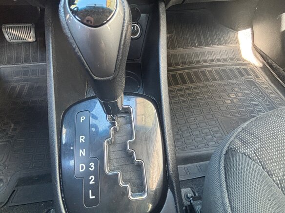 2011 Kia Rio 4-speed III, белый, 1050000 рублей - вид 28