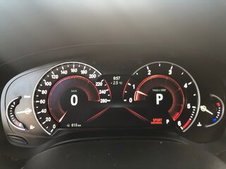 2017 BMW 5 серии 520d VII (G30/G31/G38), чёрный, 2400000 рублей, вид 3