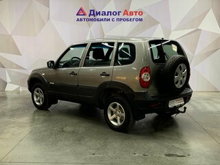2016 Chevrolet Niva I Рестайлинг, серый, 590000 рублей, вид 4