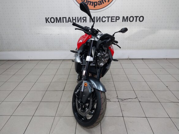 2024 BMW F 900 R, красный, 1045000 рублей - вид 2
