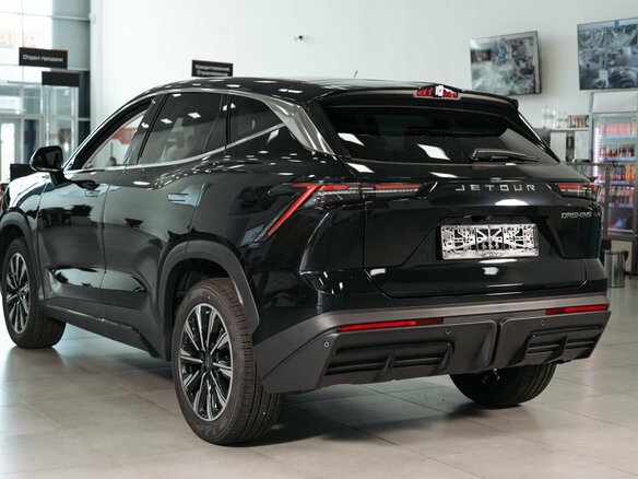 2026 Jetour Dashing I, чёрный, 2759900 рублей - вид 2
