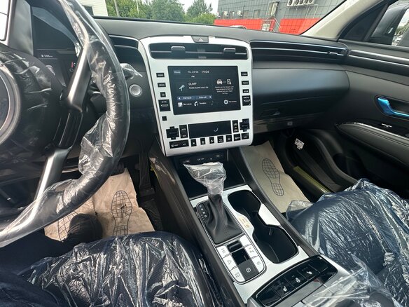 2024 Hyundai Tucson IV, чёрный, 3890000 рублей - вид 9