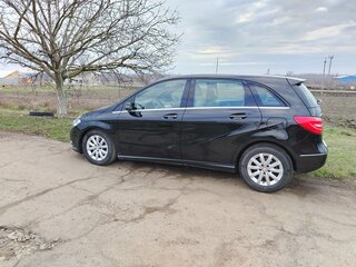 2012 Mercedes-Benz B-Класс 200 II (W246), чёрный, 950000 рублей, вид 5